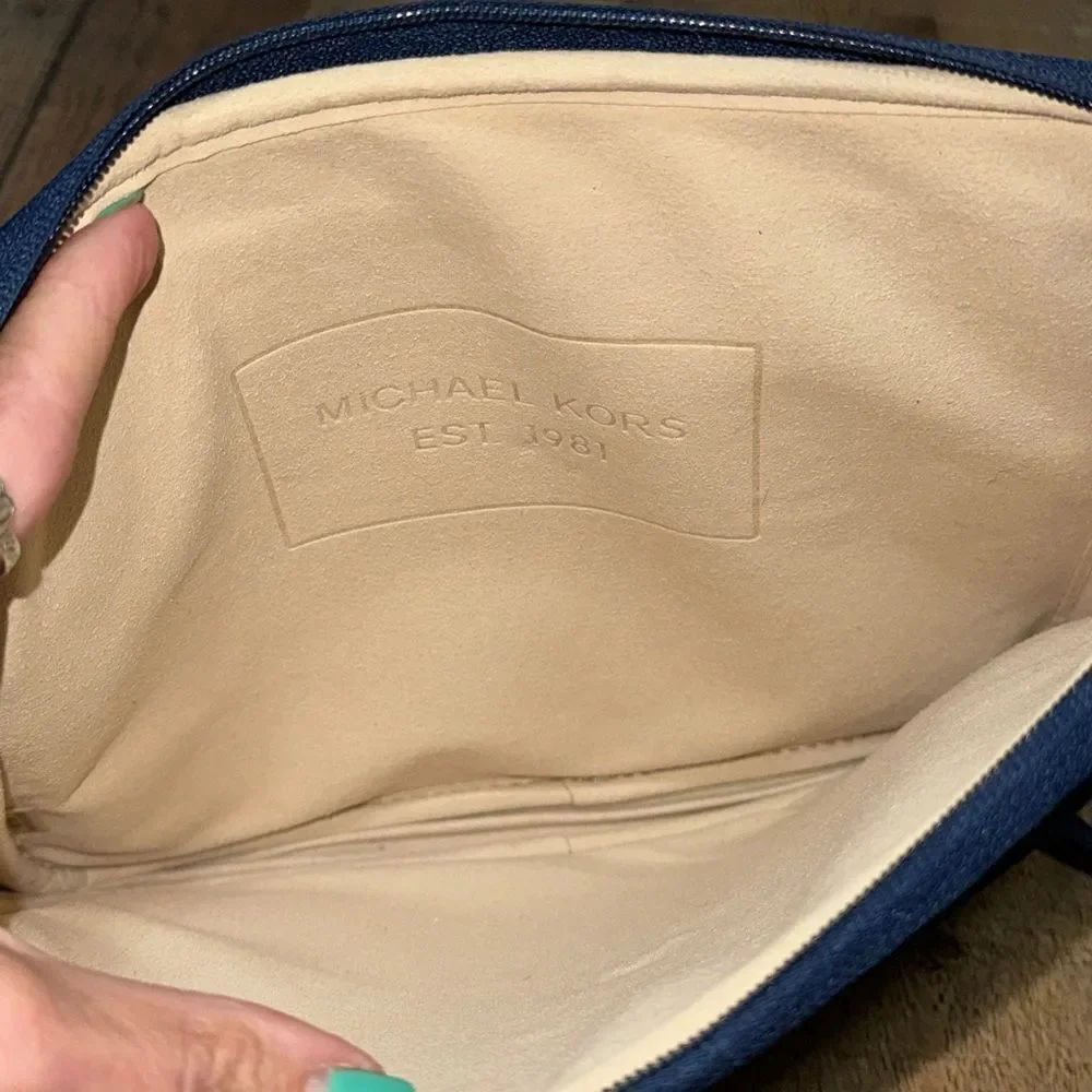 Michael Kors Mono Embossed Neoprene iPad Crossbody Purse Bag Padded blue